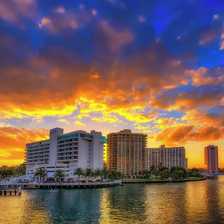 Waterstone Resort & Marina Boca Raton, Curio Collection By Hilton-2
